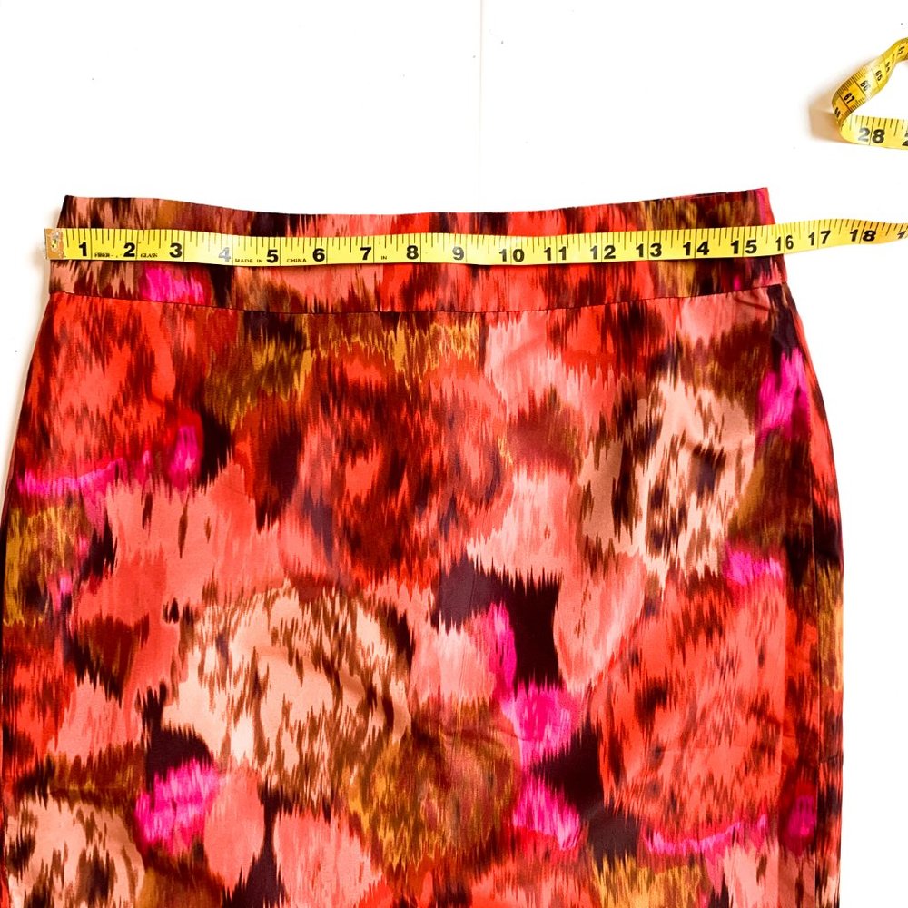 J.CREW 100% silk pencil skirt floral shades of red - Picture 2 of 5